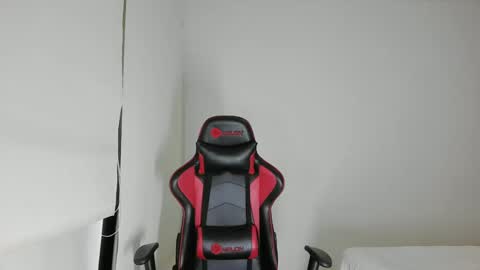 Emma 3 online show from February 24, 2025, 12:20 am