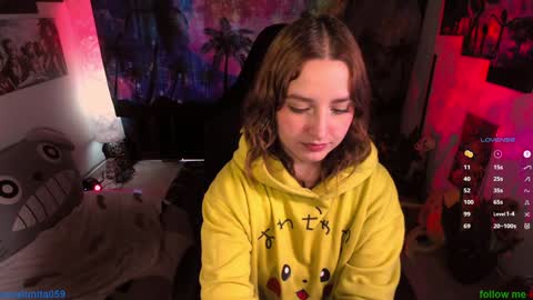 Snapshot of emma_luna059 chatting on January 16, 2025, 8:57 pm LUNA online show from January 16, 2025, 8:57 pm