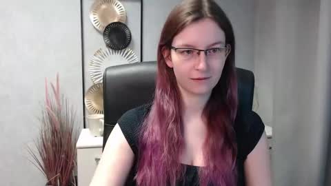 emma online show from December 2, 2024, 6:41 am