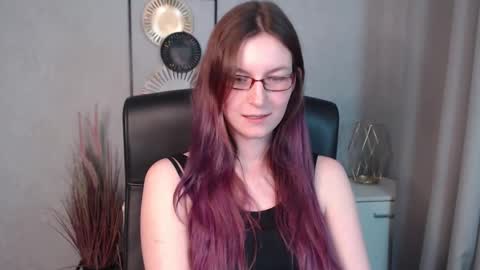 emma online show from December 14, 2024, 3:58 pm