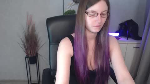 emma online show from November 4, 2025, 6:23 am