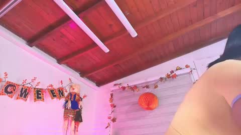 emma online show from October 24, 2025, 12:01 pm