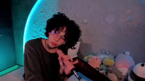 Snapshot of emma_nakamura chatting on February 24, 2025, 1:10 pm online show from February 24, 2025, 1:10 pm