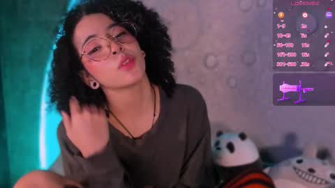     online show from November 11, 2025, 10:37 am