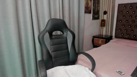 Emma online show from February 11, 2025, 9:35 pm