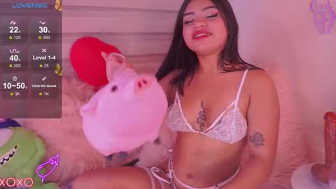 Snapshot of emma_soffia_ chatting on February 28, 2025, 11:23 pm EMMA online show from February 28, 2025, 11:23 pm