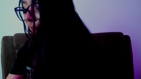 Snapshot of emma_timli1 chatting on September 22, 2025, 10:45 pm Emma online show from September 22, 2025, 10:45 pm