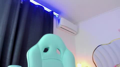 Snapshot of emmacrush chatting on February 23, 2025, 12:41 am Welcome Im yosein Your love is my passion activate it with your tips and enjoy with me online show from February 23, 2025, 12:41 am