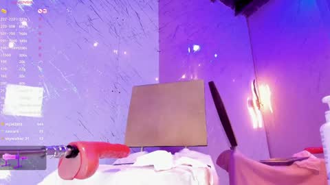 Emma Duque online show from December 8, 2024, 5:18 am