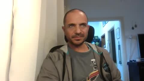 Ariel online show from February 21, 2025, 2:06 pm