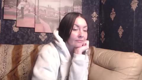 EmmaGoldX online show from January 22, 2025, 5:17 pm