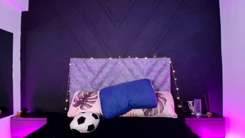 Snapshot of emmajohnss chatting on January 28, 2025, 4:18 am Emma online show from January 28, 2025, 4:18 am