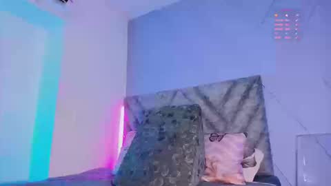 Snapshot of emmajohnss chatting on September 9, 2025, 3:39 am Emma online show from September 9, 2025, 3:39 am