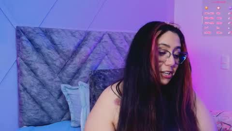 Snapshot of emmajohnss chatting on October 12, 2025, 3:38 am Emma online show from October 12, 2025, 3:38 am