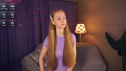 Snapshot of emmalaflame chatting on February 16, 2025, 8:22 pm Emma day Wendy night online show from February 16, 2025, 8:22 pm