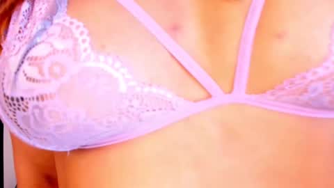 Snapshot of emmanaughty_ chatting on September 20, 2025, 11:06 pm emmanaughty_ online show from September 20, 2025, 11:06 pm