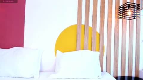 Snapshot of emmanaughty_ chatting on November 5, 2025, 10:10 pm emmanaughty_ online show from November 5, 2025, 10:10 pm