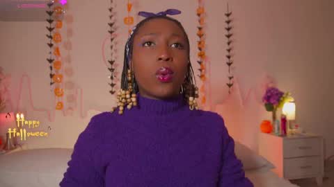 Snapshot of emmasanzoficial chatting on October 20, 2025, 11:21 am Sara online show from October 20, 2025, 11:21 am