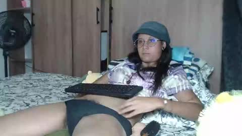 Snapshot of emmasweet95 chatting on January 25, 2025, 9:46 pm emmasweet95 online show from January 25, 2025, 9:46 pm