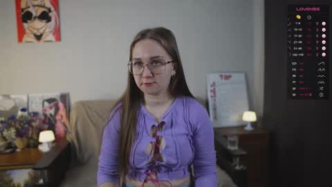 Snapshot of emmatiny chatting on November 22, 2025, 1:54 pm Mia online show from November 22, 2025, 1:54 pm