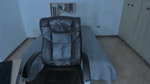 Emma Torres online show from December 27, 2024, 12:39 am