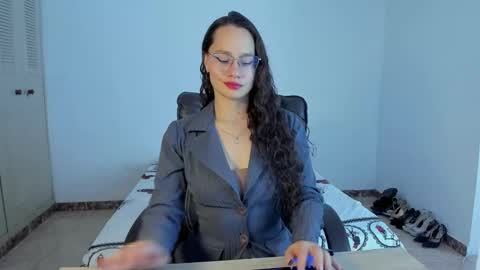 Emma Torres online show from March 12, 2025, 8:41 pm