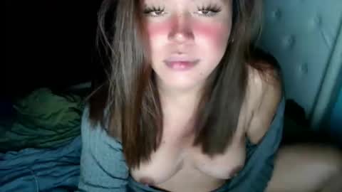 Snapshot of emmawatsoons chatting on November 10, 2025, 7:18 am YourDreamGirl Emma online show from November 10, 2025, 7:18 am