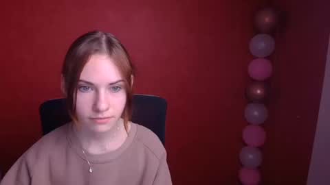 Snapshot of emmi_rossum chatting on February 22, 2025, 12:19 pm Emmi online show from February 22, 2025, 12:19 pm