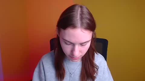 Snapshot of emmi_rossum chatting on February 27, 2025, 12:02 pm Emmi online show from February 27, 2025, 12:02 pm