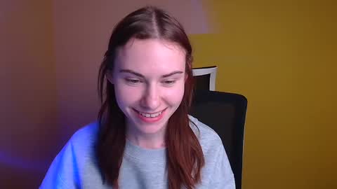 Snapshot of emmi_rossum chatting on February 27, 2025, 3:15 pm Emmi online show from February 27, 2025, 3:15 pm