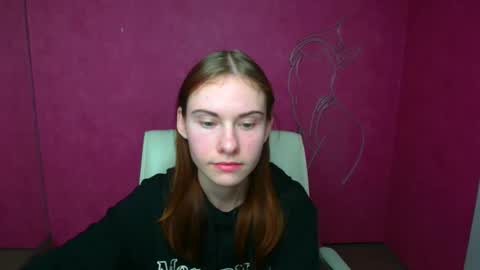 Snapshot of emmi_rossum chatting on March 9, 2025, 10:41 pm Emmi online show from March 9, 2025, 10:41 pm