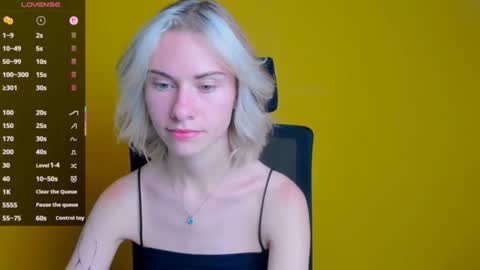 Snapshot of emmi_rossum chatting on September 16, 2025, 5:14 pm Emmi online show from September 16, 2025, 5:14 pm