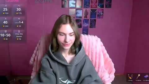 Snapshot of emmi_rossum chatting on November 21, 2025, 6:34 am Emmi online show from November 21, 2025, 6:34 am