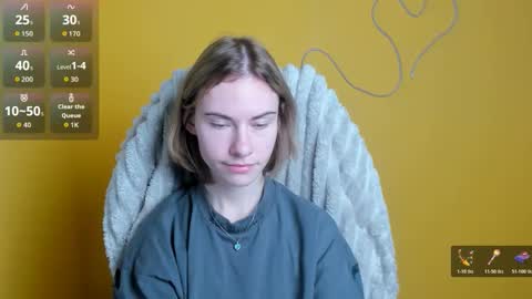 Snapshot of emmi_rossum chatting on November 30, 2025, 6:17 am Emmi online show from November 30, 2025, 6:17 am