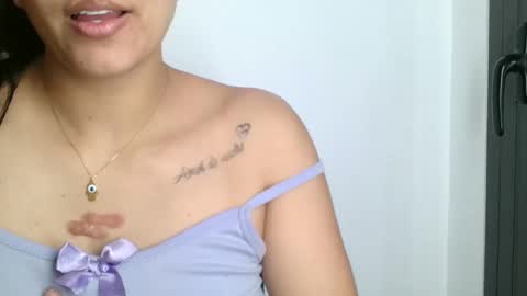 Snapshot of emmie_xxx chatting on December 22, 2024, 8:47 pm emmie online show from December 22, 2024, 8:47 pm