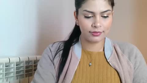 Snapshot of emmie_xxx chatting on February 19, 2025, 8:55 am emmie online show from February 19, 2025, 8:55 am