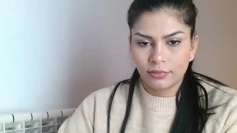 Snapshot of emmie_xxx chatting on February 20, 2025, 8:28 am emmie online show from February 20, 2025, 8:28 am