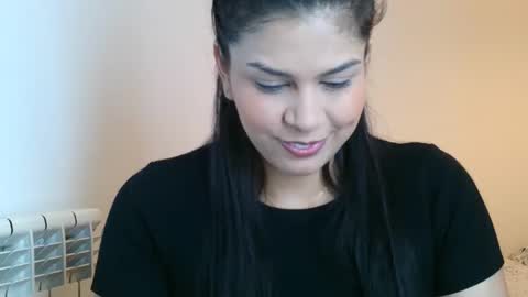 Snapshot of emmie_xxx chatting on February 21, 2025, 8:38 pm emmie online show from February 21, 2025, 8:38 pm