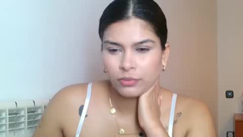 Snapshot of emmie_xxx chatting on September 25, 2025, 8:07 am emmie online show from September 25, 2025, 8:07 am
