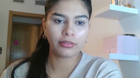 Snapshot of emmie_xxx chatting on November 4, 2025, 8:13 am emmie online show from November 4, 2025, 8:13 am
