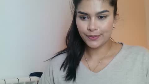 Snapshot of emmie_xxx chatting on November 16, 2025, 11:49 am emmie online show from November 16, 2025, 11:49 am