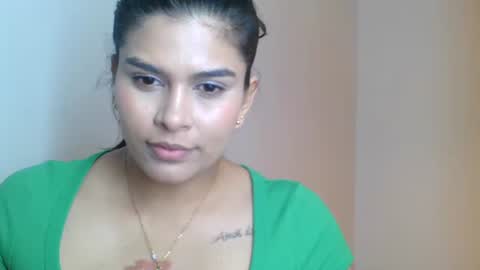 Snapshot of emmie_xxx chatting on November 18, 2025, 1:48 pm emmie online show from November 18, 2025, 1:48 pm