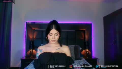 Snapshot of emmilysantibanez chatting on February 16, 2025, 3:59 pm Emmily Santibaez online show from February 16, 2025, 3:59 pm