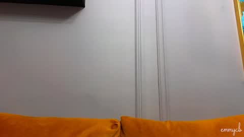 Em online show from December 13, 2024, 1:37 am