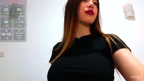 Em online show from December 13, 2024, 11:50 pm