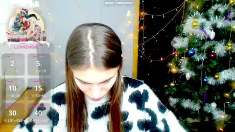 Snapshot of emmygreans chatting on December 26, 2024, 9:44 am Emmy online show from December 26, 2024, 9:44 am