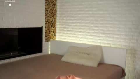 Snapshot of emmyleri chatting on September 22, 2025, 1:46 pm Emmy online show from September 22, 2025, 1:46 pm