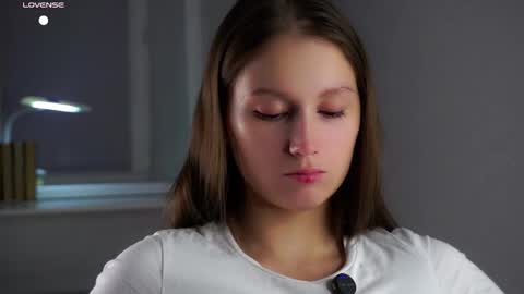 Snapshot of emmyleri chatting on October 13, 2025, 1:27 am Emmy online show from October 13, 2025, 1:27 am