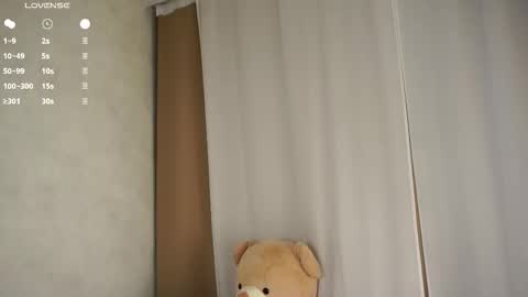 Snapshot of emmyleri chatting on November 24, 2025, 1:05 am Emmy online show from November 24, 2025, 1:05 am