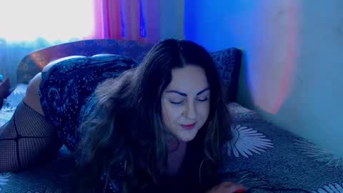 Snapshot of emmyxotty chatting on December 17, 2024, 10:01 am Emmy online show from December 17, 2024, 10:01 am